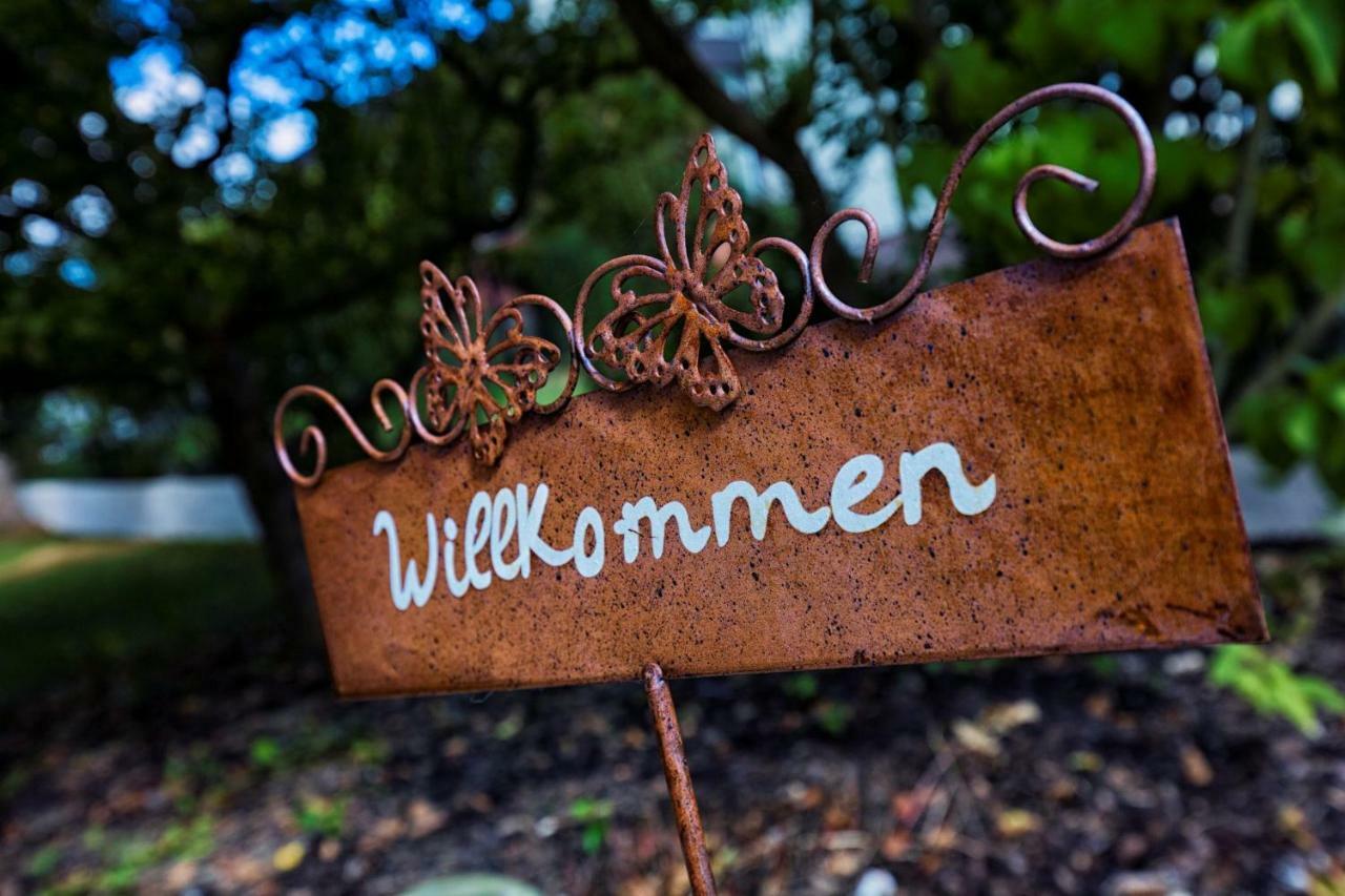 Zwei 4 Sterne Wohnungen Bei Limburg Mensfelden Exterior photo